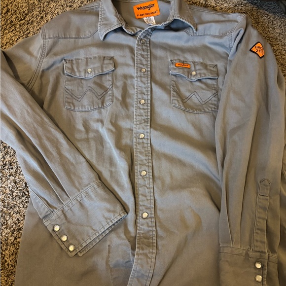 Wrangler Men's Gray Flame Resistant Pearl Snap - Picture 5 of 6